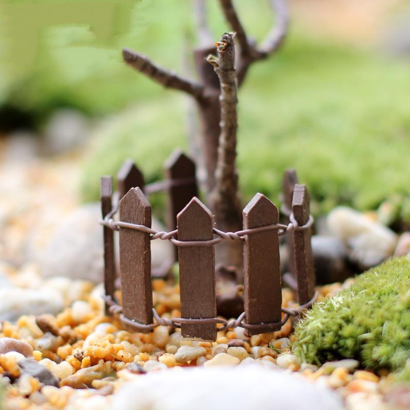 9.5*3cm Mini Wooden Fence DIY Miniature Fairy Garden Wood Barrier Dollhouse Showcase Craft Home Decor Garden Accessories