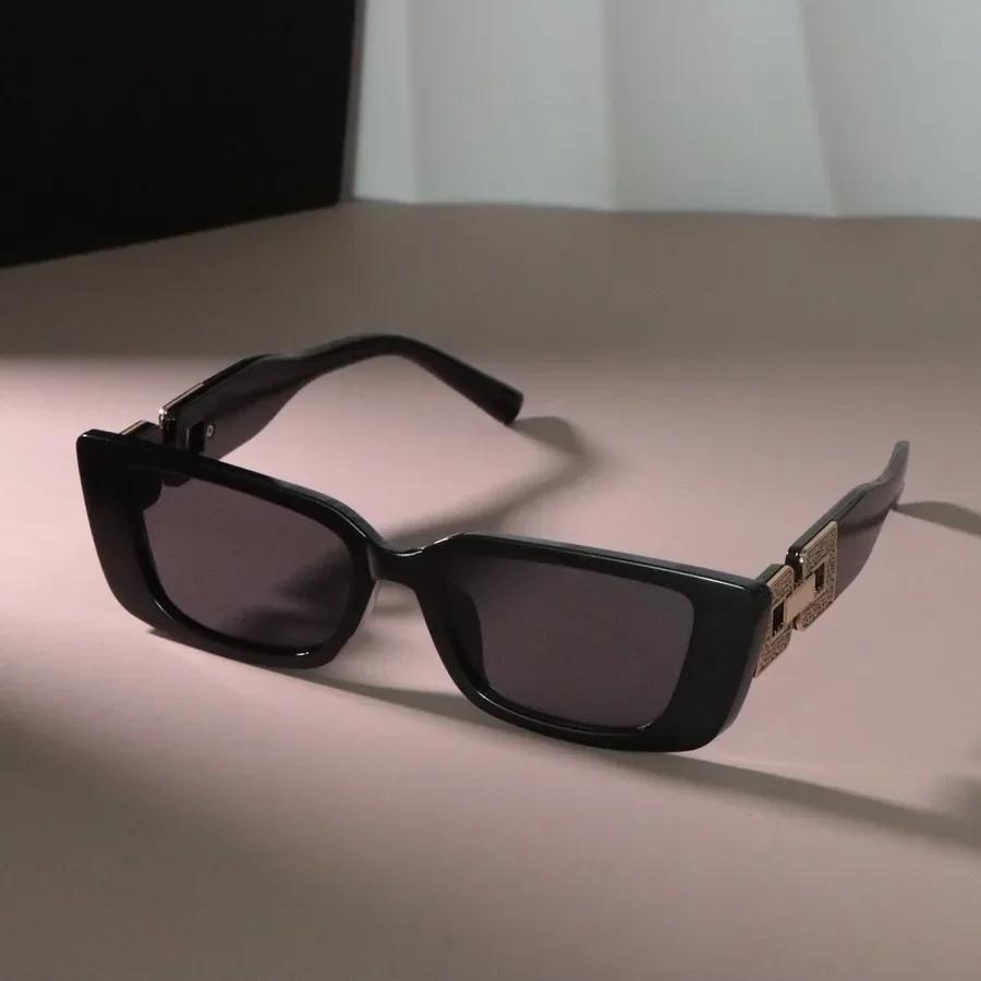 Casual Square Designer Sunglasses Women Men Small Frame Mirror Sun Glasses Female Male Outdoor Lovely Brand