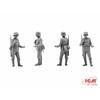 ICM 1/35 German Patrol (Infantry & Shoe Shine Boy 1939-1942) Plastic Model Kit 35561