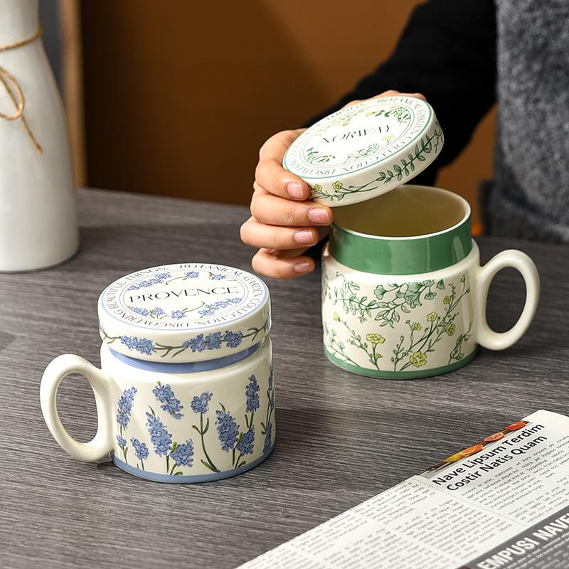 High Value Light Luxury Retro Mug with Lid Ceramic Korean Coffee Cup for Couples