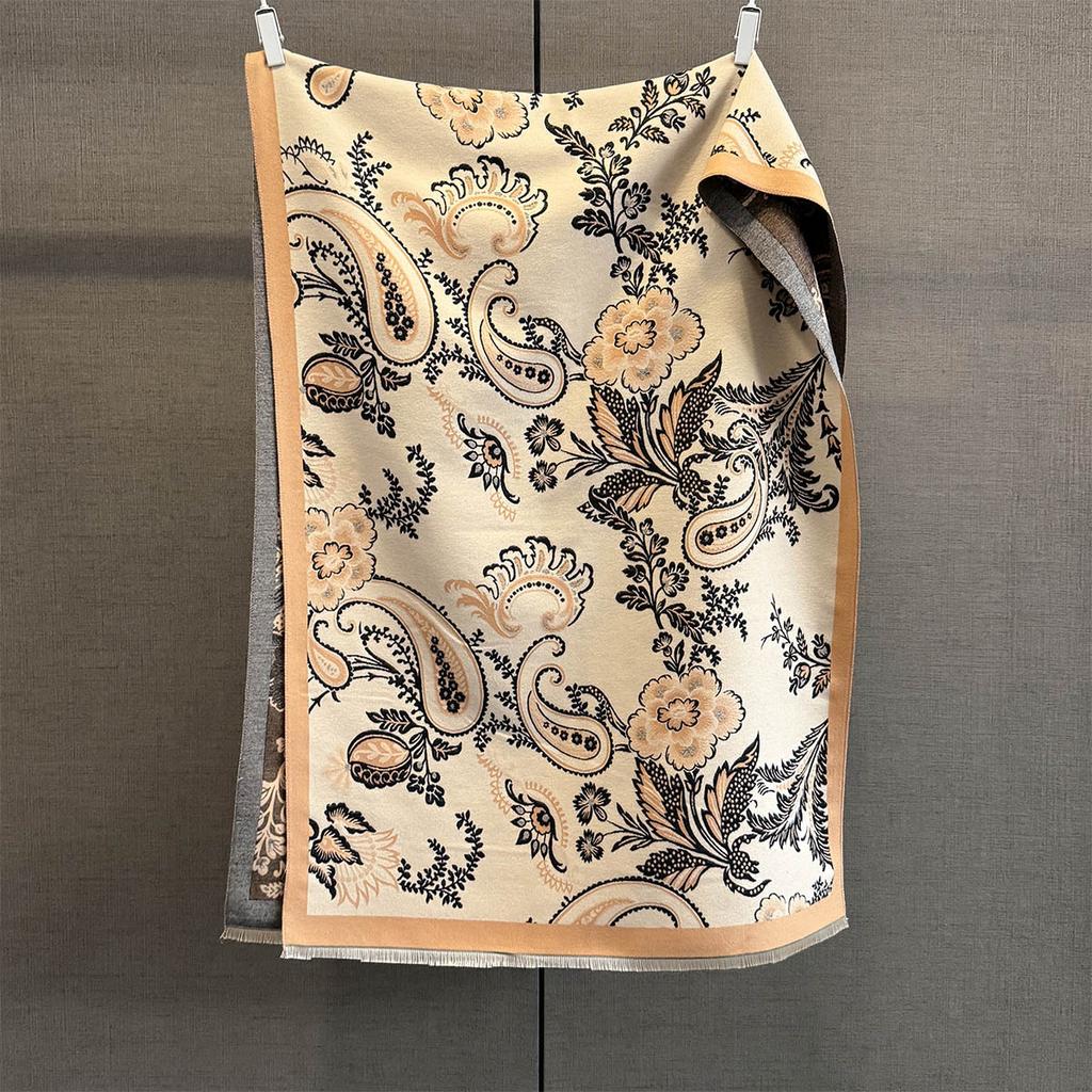 Autumn and winter high-end cashew nut jacquard imitation cashmere scarf autumn new women's thickened warm fringed shawl scarf