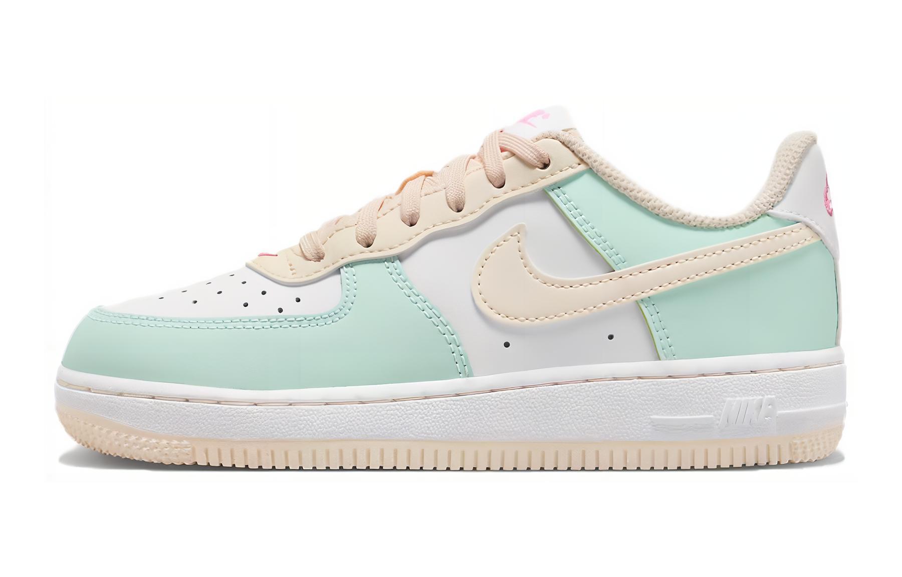 

Nike Force 1 PS Emerald Rise Guava Ice FJ3484-300 35