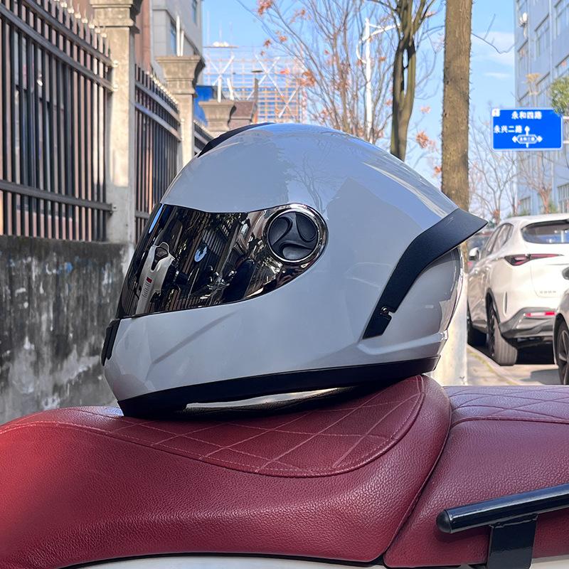 Motorcycle helmet full helmet men and women winter warm safety four seasons knight electric vehicle locomotive full