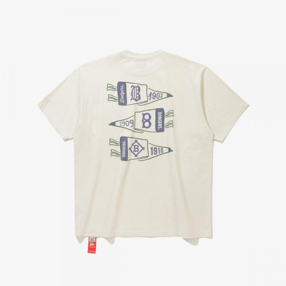 New Era Brooklyn Dodgers Flag T shirT Cream
