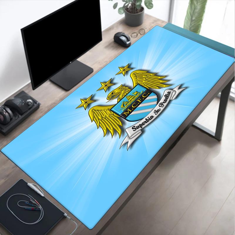 Tappetino per mouse con stemma del Manchester United, Tappetino per mouse da gaming, Tappetino per tastiera, Decorazione da scrivania per computer portatile, Regalo per tifoso, Regalo di compleanno