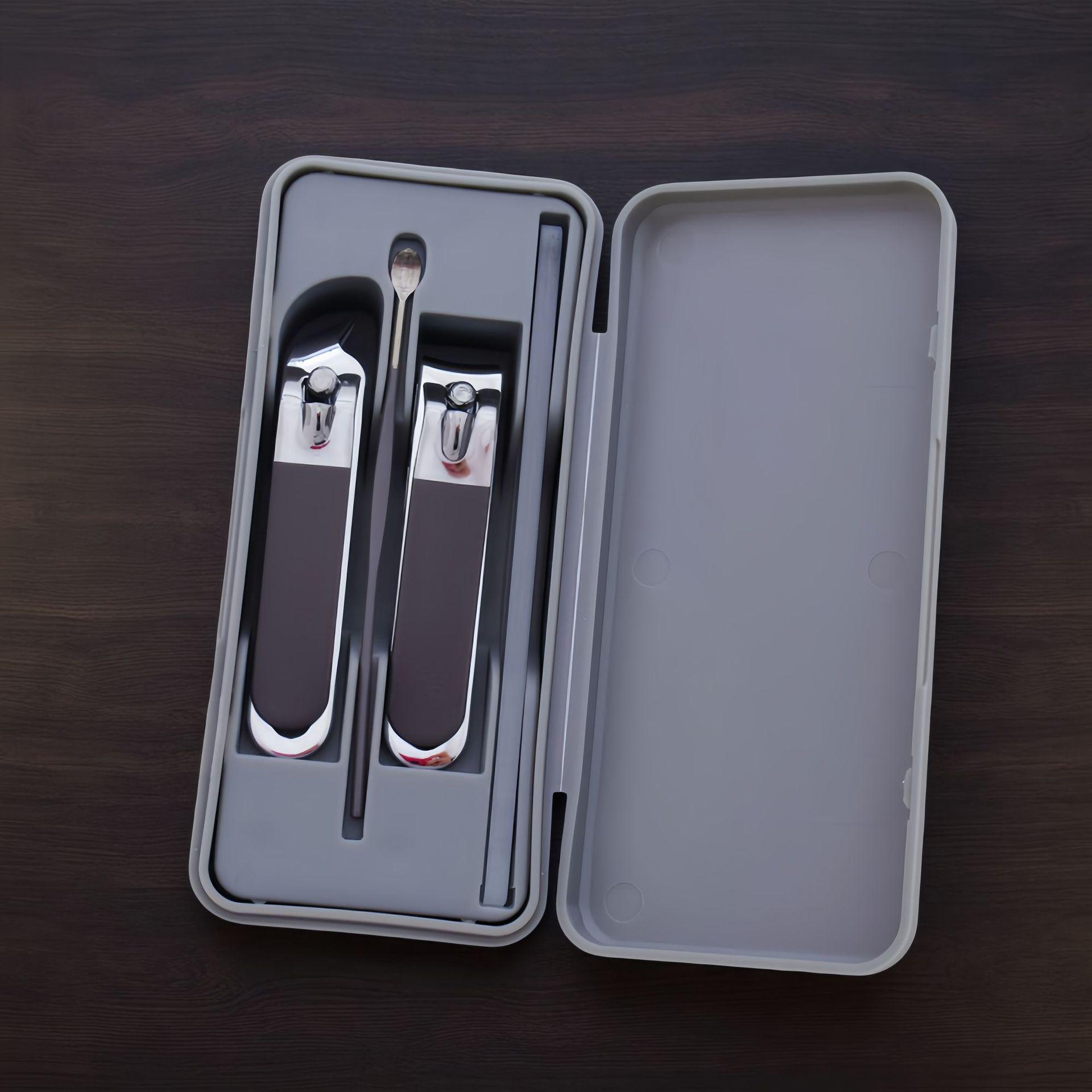 Premium Anti-Splash Nail Clipper Set: 5-Piece Household Manicure Kit