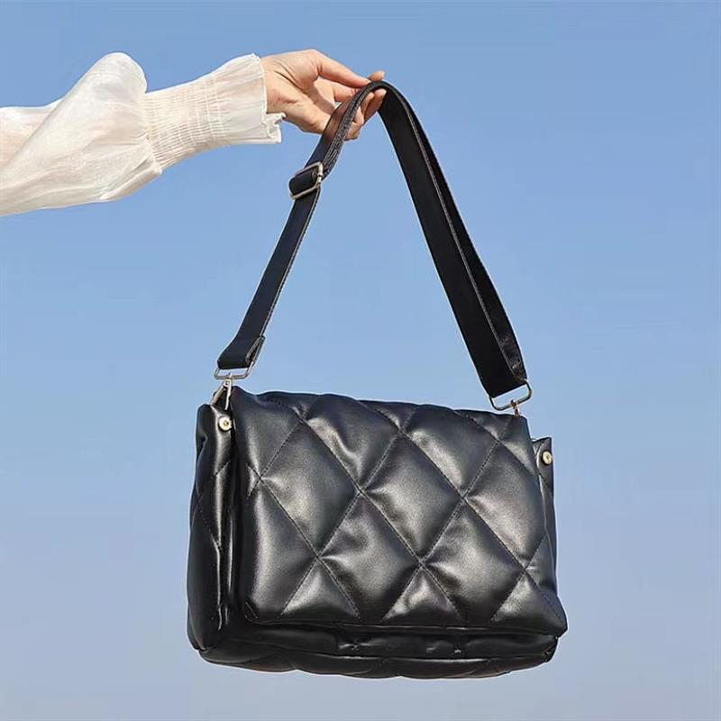 

2024 пуховая сумка весна-лето новая ромбовидная квадратная сумка универсальная большая вместительная сумка через плечо чёрный