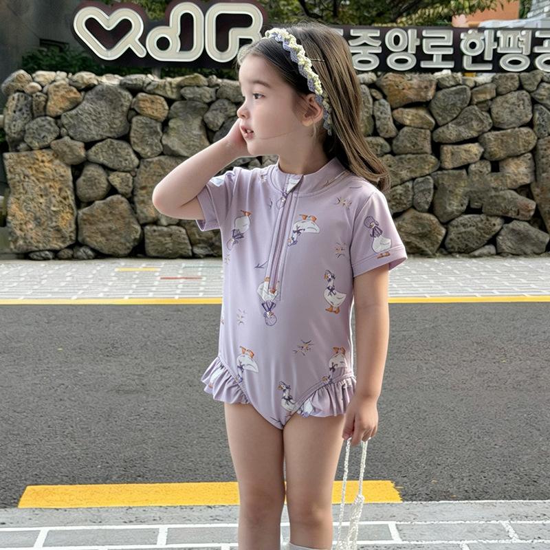 Girls' Swimwear Fresh and Fashionable Printed One-Piece Swimsuit for Little Girls—Perfect for Beach Vacations