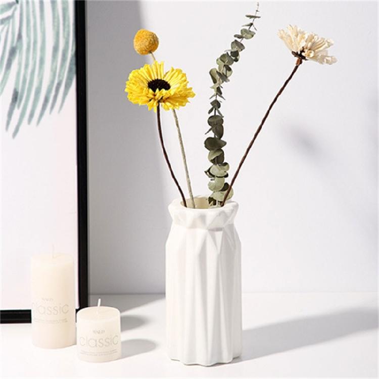 6PCS Elegant Plastic Flower Holder Vases With Subtle Texture Small Storage Bottle For Home Decoration