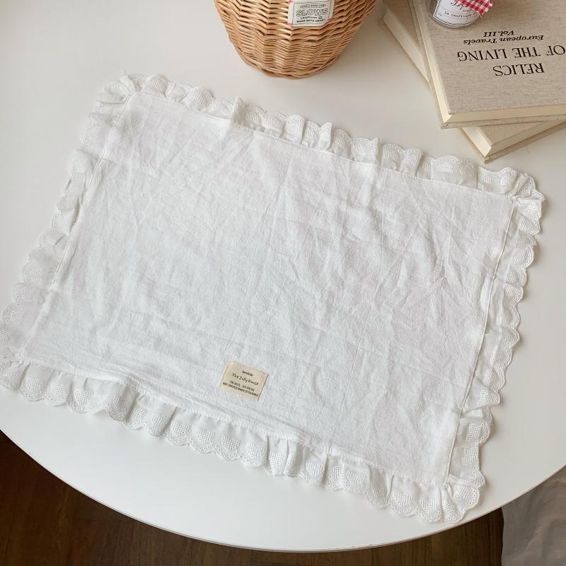Korean Style Soft Flounced Lace Ruffle Placemats Non-Slip Dustproof Table Pads for Living Room Tea Table Decor