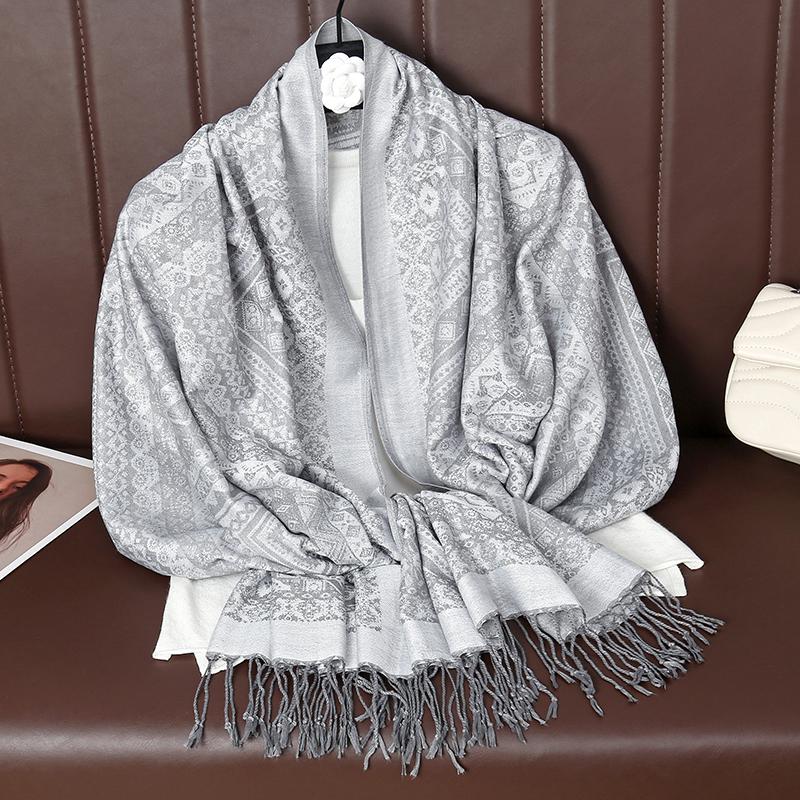 Luxury Winter Autumn Pashmina Scarves Women Ladies Elegant Poncho Warm Shawl Pareo Paisley Headscarf Autumn Traveling Wrap