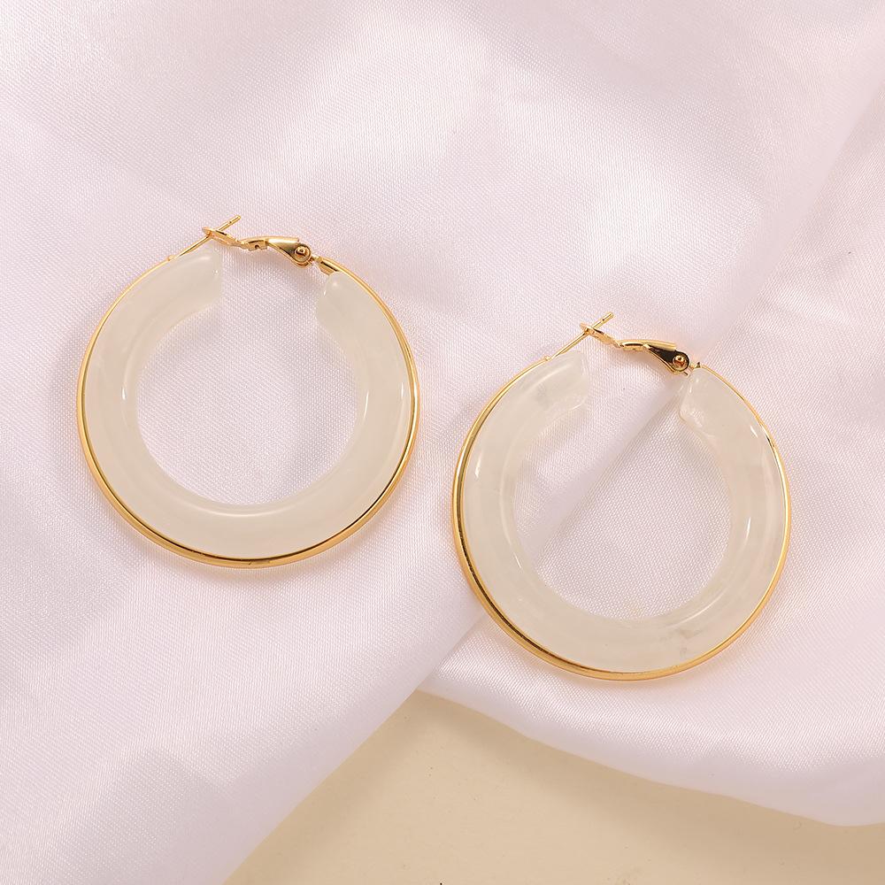 European and American exaggerated gradient retro INS style C-shaped resin hoop earrings, stainless steel hoop earrings