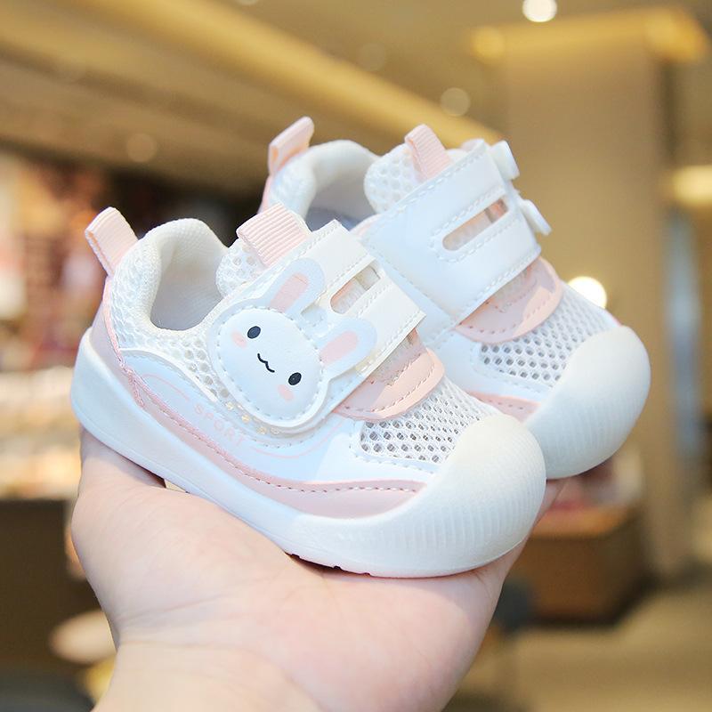 

Летняя обувь для мальчиков с мягкой подошвой Обувь для малышей 1-2 лет с сетчатой подошвой Обувь для девочек с ажурной сеткой Весенняя и осенняя дышащая обувь для катания на доске 23