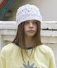 Nyuyogwogseu Flower Lace Pleated Beanie Hat_White