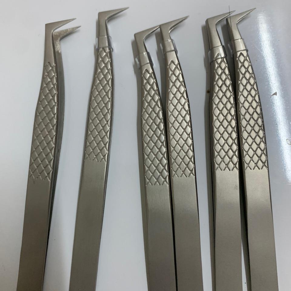 High Precision 7-Shaped Stainless Steel Eyelash Extension Tweezers with Embossed Crane Beak 6A Upgrade.