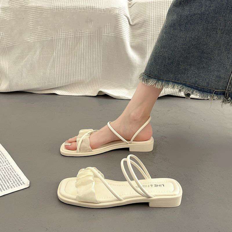 French Fairy Wind Flat Sandals Female Summer Fashion with Skirt 2025 New High-end Roman Beach Sandals