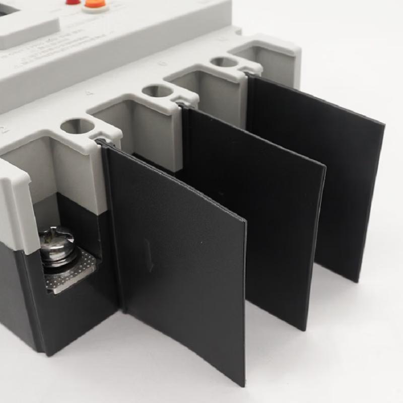 NM1 Circuit Breaker Rubber Arc Barrier Plate