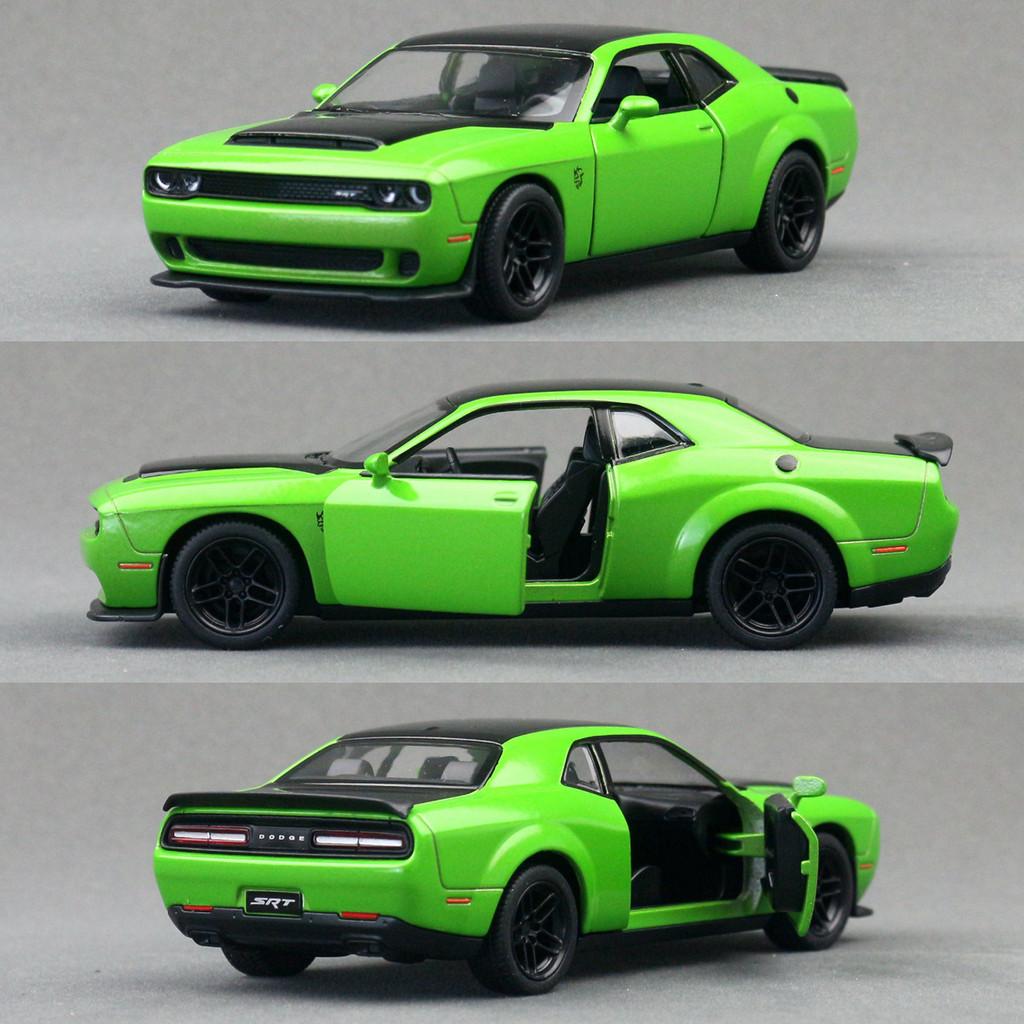 Challenger Demon Toy Alloy Car Model Replica For Home Display And Gifts