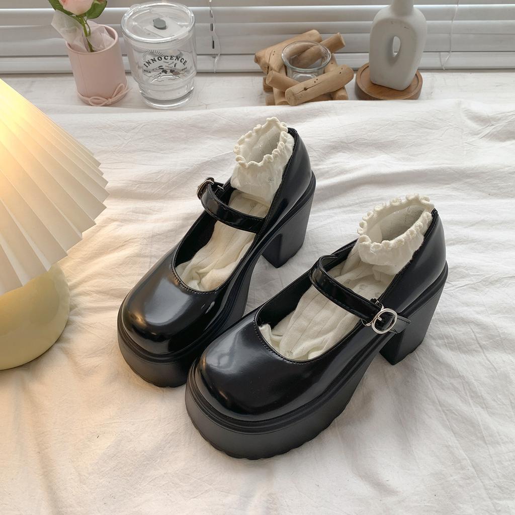 Retro schwarzer britischer Stil dicke hohe Absätze kleine Lederschuhe Damen 2025 neu Sommer Rock Mary Jane hohe Absätze
