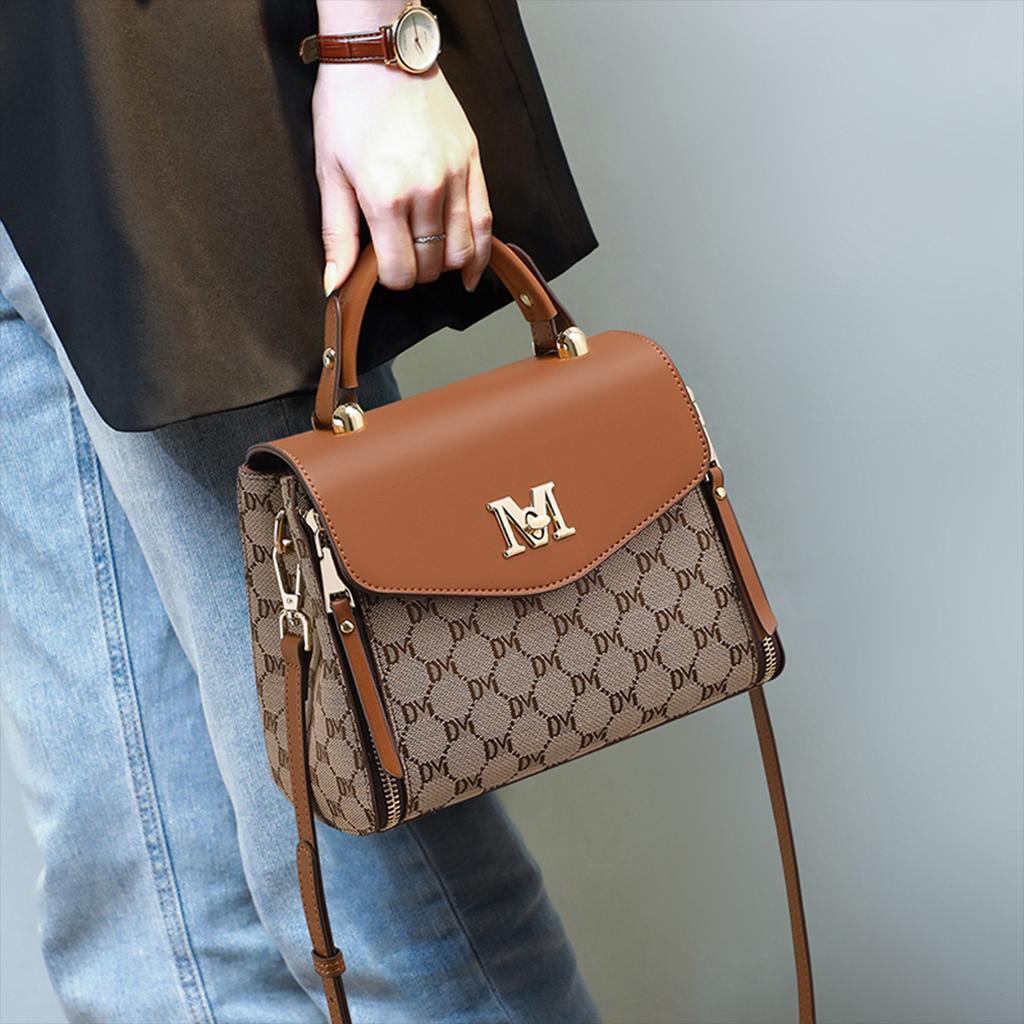 New Autumn and Winter Crossbody Bag Niche Design Shoulder Bag High-end Commuter Handbag