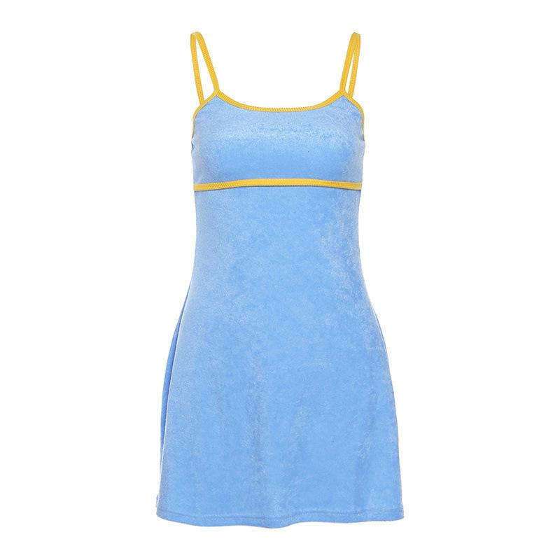 

Тенденция женской моды Y2K в Европе и Америке: однотонные подтяжки, однолинейный воротник, облегающие ягодицы, облегающий крой и подходящее платье. L синий