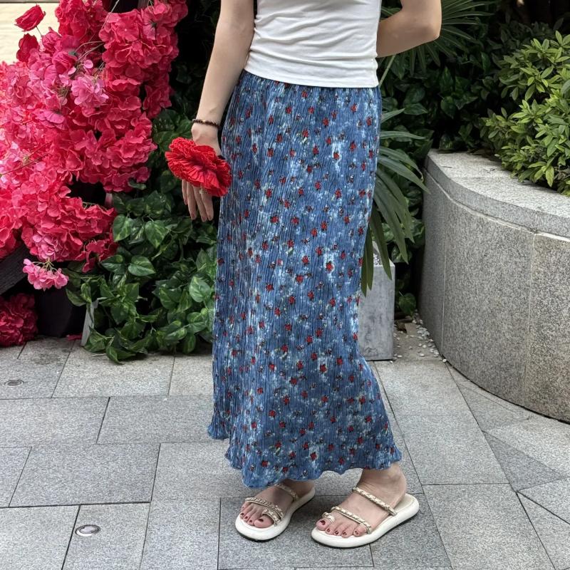 

Womens Floral Print High-Waisted Ruffled Midi Skirt M