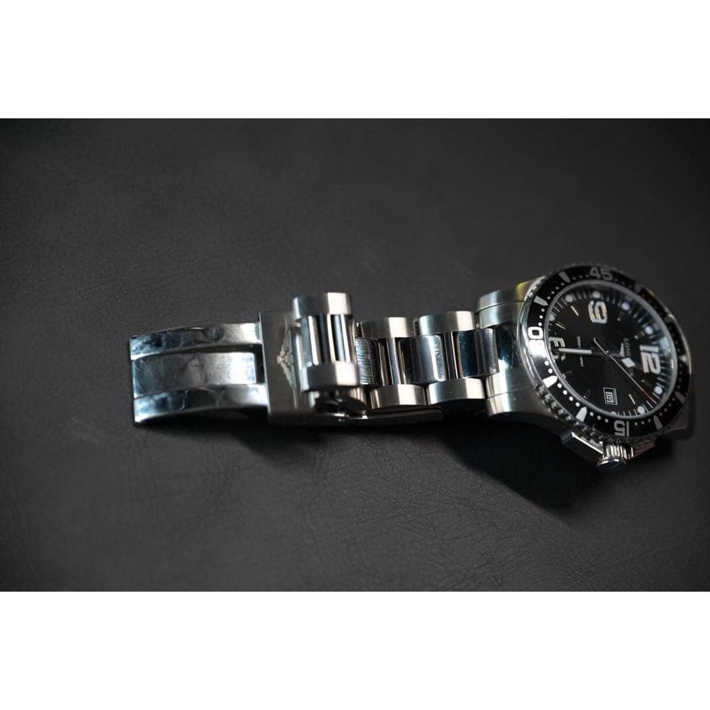 Used LONGINES Hydro Conquest L3.730.4.56.6 39mm
