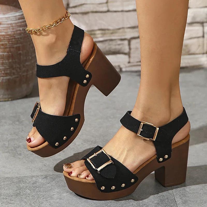 Fashion Trend Square Metal Buckle Thick High Heel Sandals Women's Summer New Platform Fashion Sandels Rivet Decor Plus Size 43 Sandalias