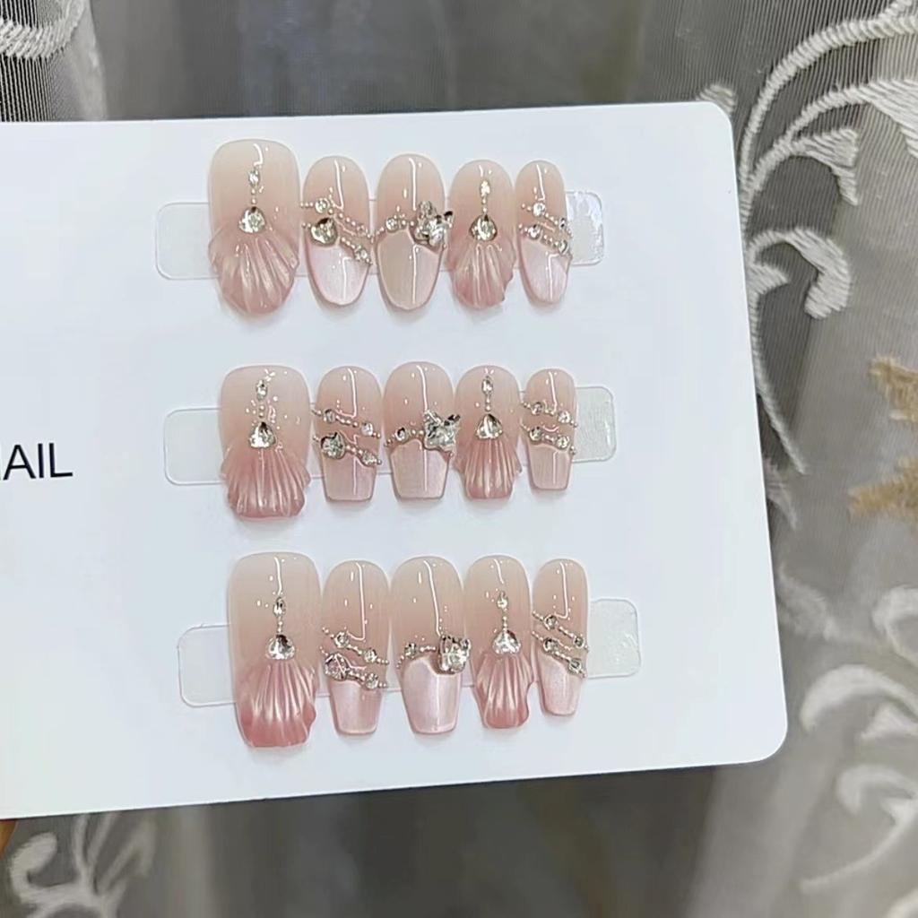 Pure Handmade Phototherapy, Wearing Manicure, Shell, Finished Reusable Patch