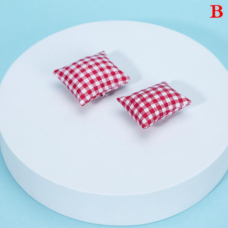 2Pcs 1:12 Dollhouse Mini Furniture Cloth Sofa Pillow Doll House Home Furnishings