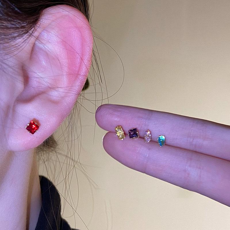 

Корейские крутые стильные маленькие геометрические красочные серьги, женские индивидуальные простые 5 цветов, универсальный темперамент