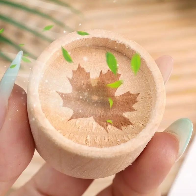 Slowly Volatile Expanded Fragrant Wood Maple Leaf Pattern Wooden Essential Oil Diffuser Aromatherapy Inhaler Desktop Ornament