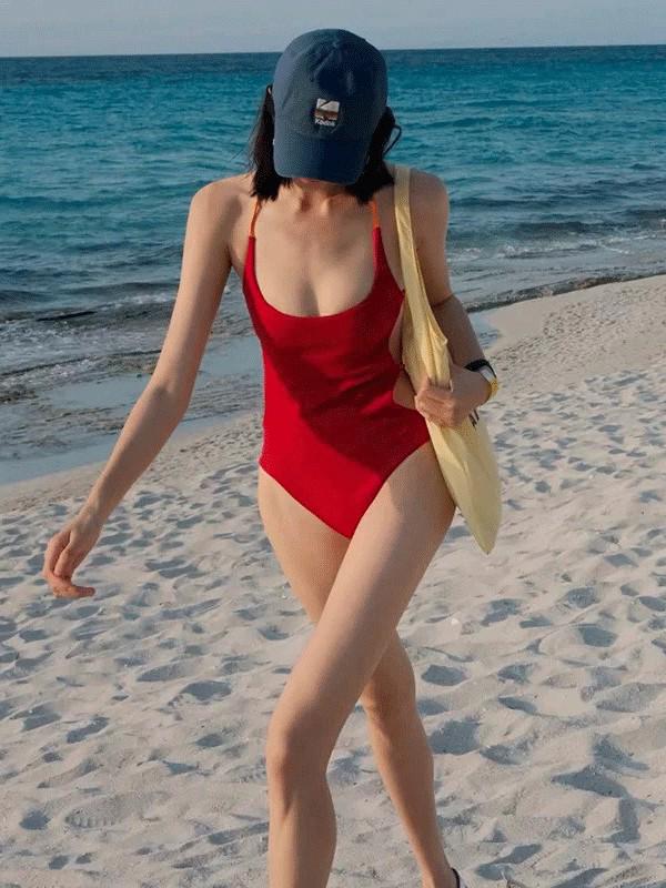 Elegant Red Backless Strappy One-Piece Swimsuit for Women
