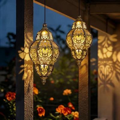Barocker Runder Kronleuchter: Retro Outdoor Eisenkunst-Lampe mit Hohlmuster