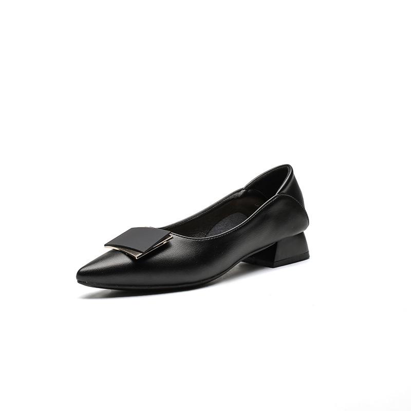 

Женские туфли из мягкой кожи с острым носком и пряжкой на среднем каблуке для весны/осени 37 чёрный