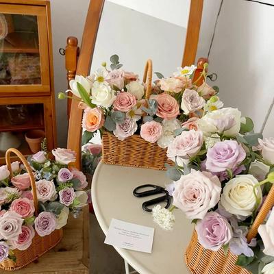 Willow Rattan Bride Flower Basket Hand-Woven Picnic Container Picnic Weaving Basket with Handle Flower Arrangement Basket