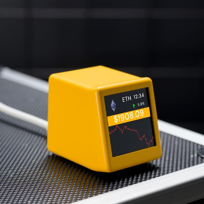 

Cryptocurrency Price Monitor Virtual Currency BTC Curve Tracking Clocks Office Mini Desk Watch Multifunctional WiFi Clock BitCoi жовтий