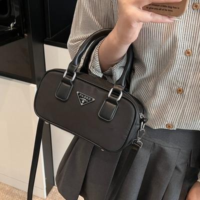 New High-end Niche Design Women's Bag Versatile Pleated Bowling Bag Exquisite Fashion Messenger Bag Handbag Bag