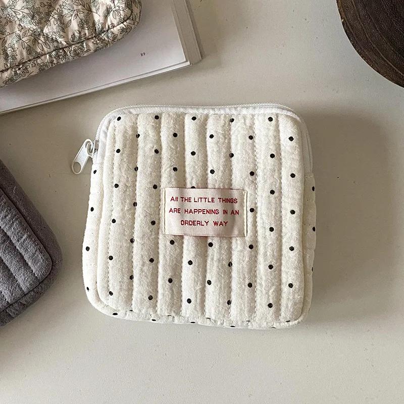 Cute Soft Square Cosmetic Bags Small Toiletry Makeup Organizer Travel Portable Tampon Headphone Card Coin Money Storage Bags