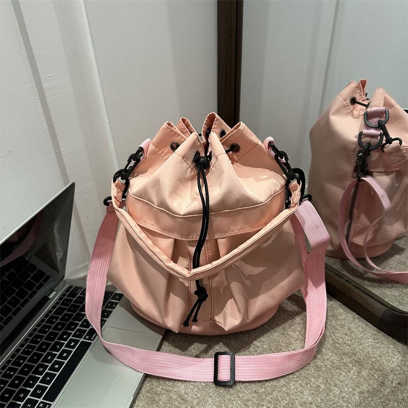 Women Simple Shoulder Bag Nylon Waterproof Ladies Large Capacity Casual Handbag Drawstring Crossbody Bucket Bag Tote Bag розовый