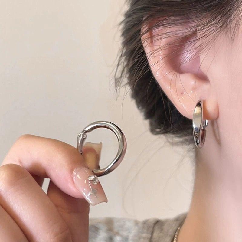 Temperament Simple Rough Circle Earirngs for Female Silver Color Copper Alloy Fashionable Hanging Earring Round Hoop Ear Jewelry