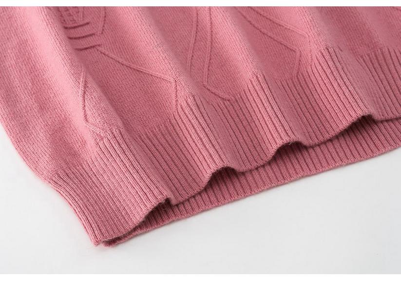 Ordos City Red Pure Wool Sweater for Women - Loose Slimming Autumn/Winter Half-High Collar