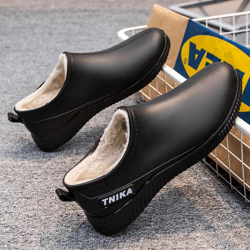 

Новые непромокаемые ботинки мужские короткие модные нескользящие водонепроницаемые рабочие сапоги для шеф-повара бархатные на толстой подошве износостойкие резиновые ботинки для строительства 41