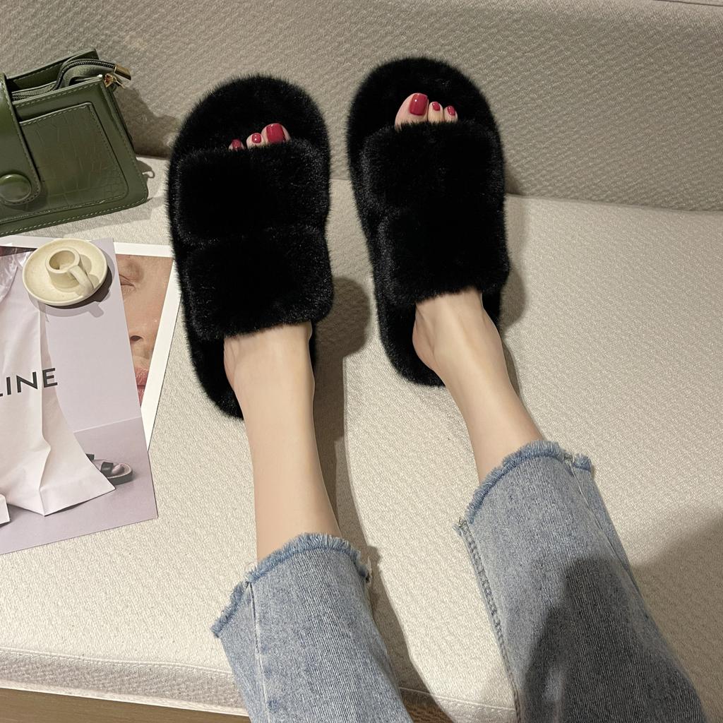 2024 Autumn and Winter New Outer Wear Women's Fluffy Shoes Double Word with Women's Plush Slippers Korean Version of Casual Home Hair Mop