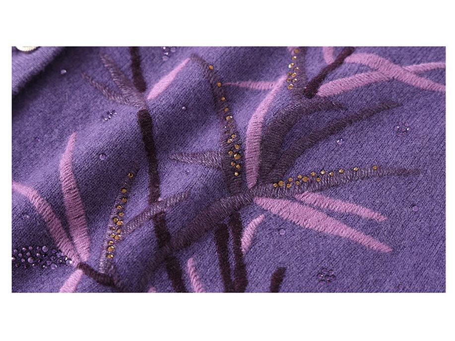 Mom's Elegant Embroidered Wool Cardigan - Stylish Knit Sweater for Middle-Aged and Elderly Women, Perfect for Spring and Autumn.