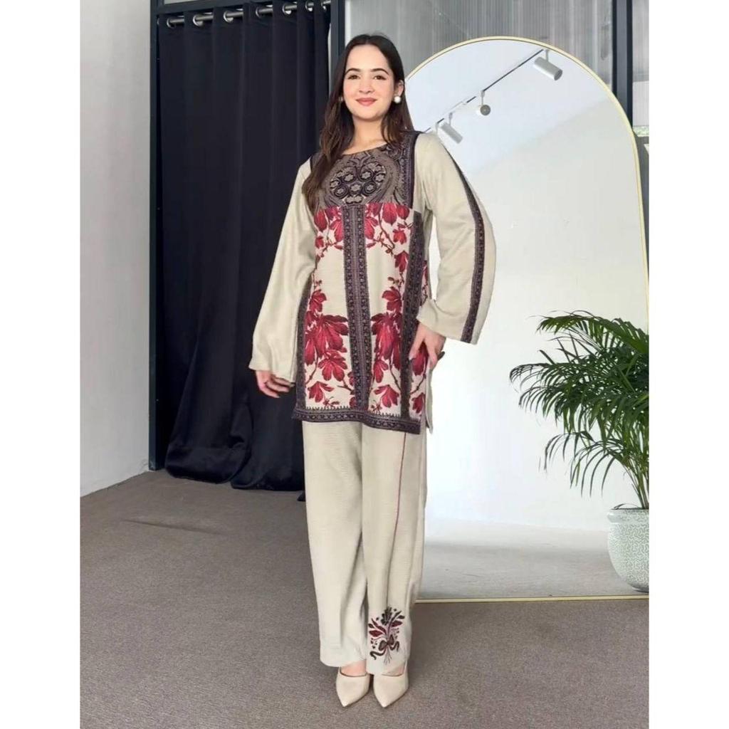 *Launching New  Đěsigner Party Wear Look Pur Natural Crepe Top&plazzo Co-ords Set*