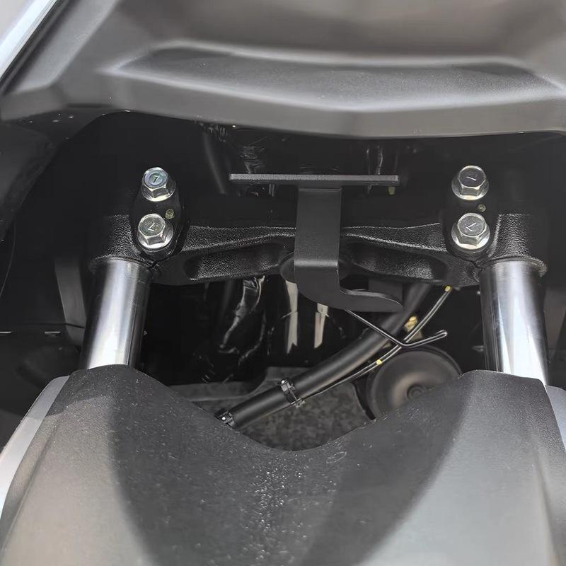 Compatible with 2020-2025 Yamaha NMAX155 auxiliary spotlight bracket, upgraded hidden spotlight bracket.