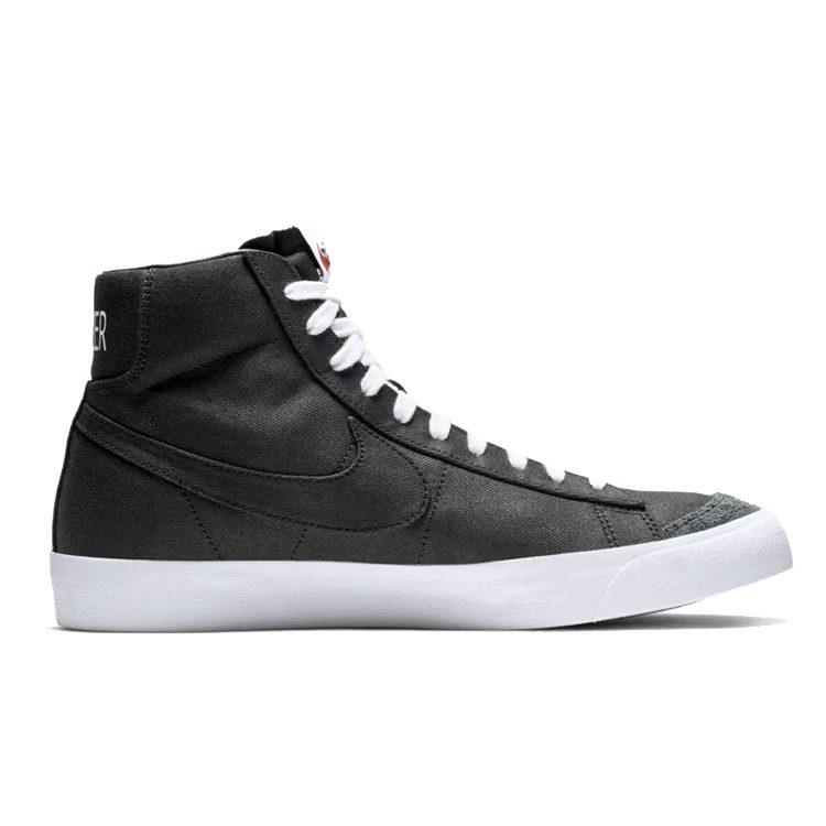 Nike Blazer Mid 77 Tela Nero CD8238-001