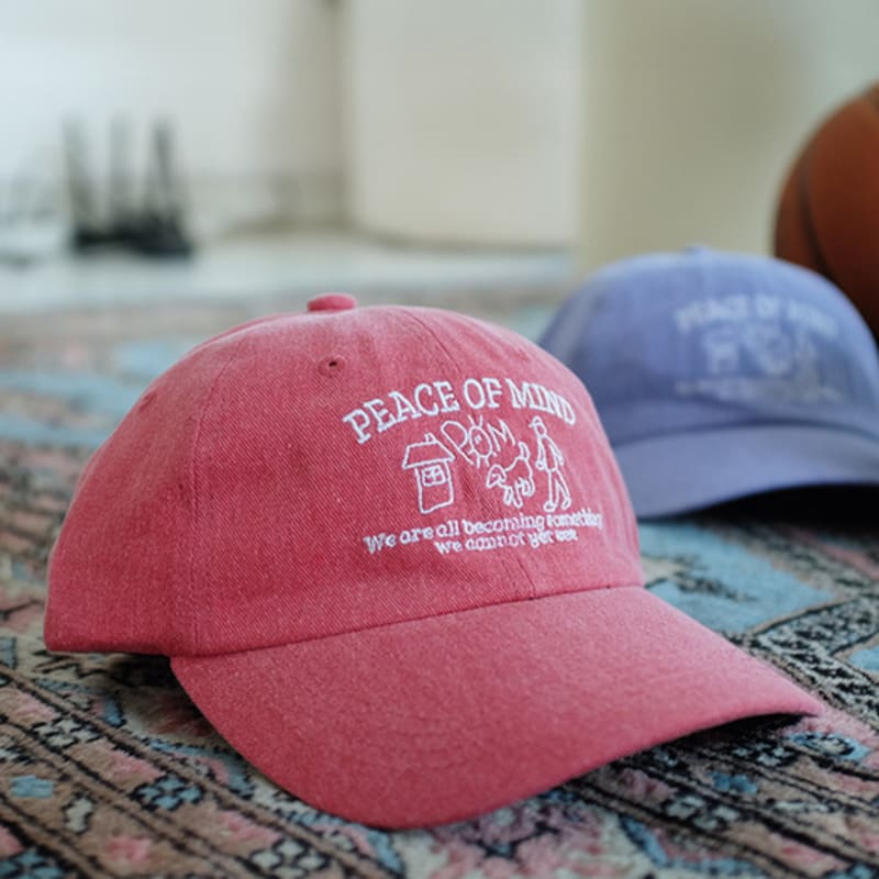 BALLOON FRIENDS MESSY ADVENTURE Peace Of Mind Pigment Ball Cap red