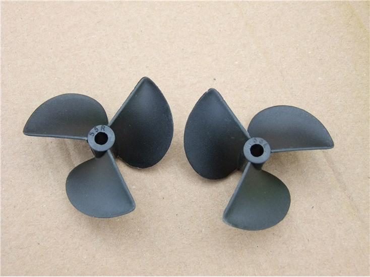 Three-Blade Nylon Propeller for Dual Motor Electric Boat - Forward & Reverse DIY